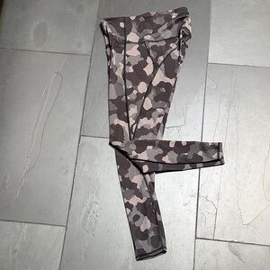 Athleta Women's Camouflage Leggings - Black, Gray, and Cream